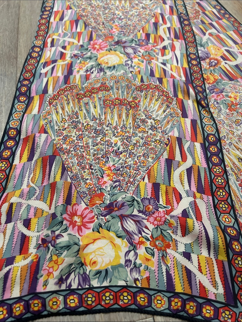 VTG Silk Liberty of London Made In England Vibrant Floral Fan Print Long Scarf - Picture 5 of 16